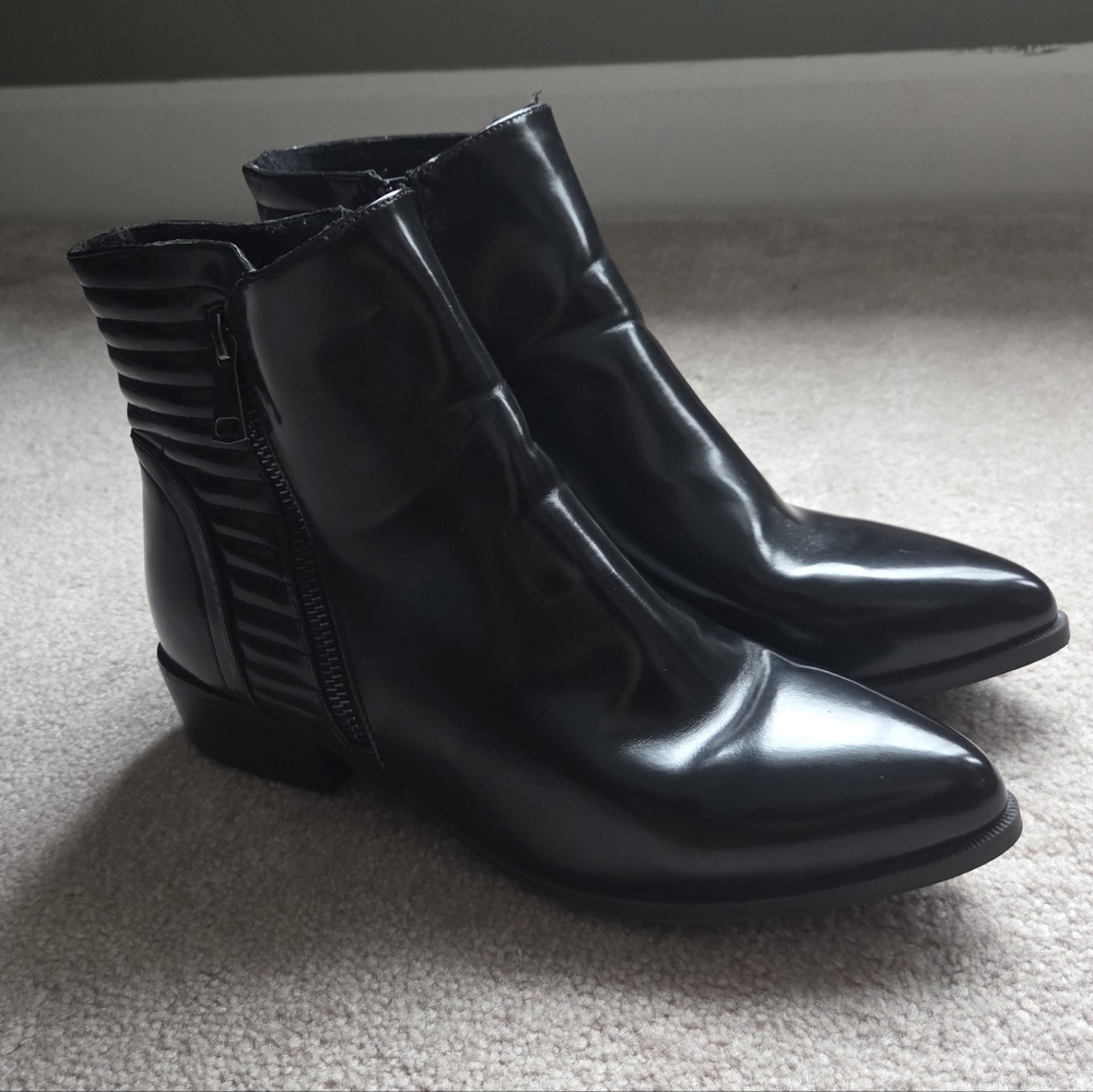 Black Leather Moto Chelsea Boot - Picture 2 of 6